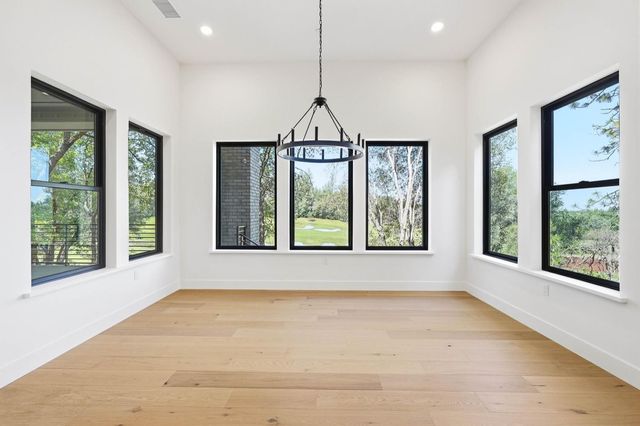 23796 Landon Evan Ln, Auburn, CA 95602