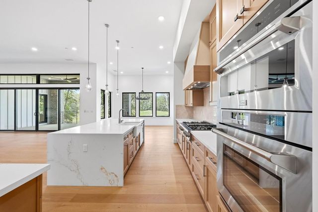 23796 Landon Evan Ln, Auburn, CA 95602