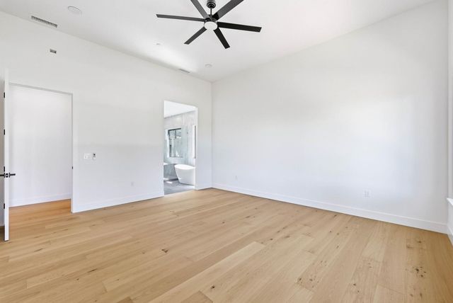 23796 Landon Evan Ln, Auburn, CA 95602