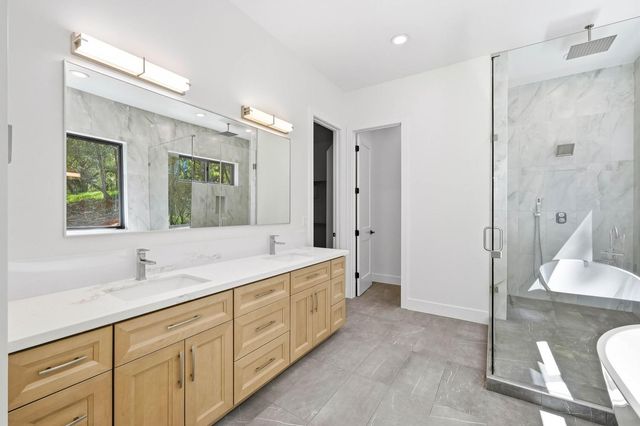 23796 Landon Evan Ln, Auburn, CA 95602