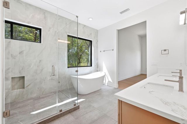 23796 Landon Evan Ln, Auburn, CA 95602