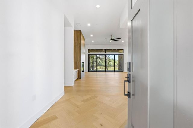 23796 Landon Evan Ln, Auburn, CA 95602