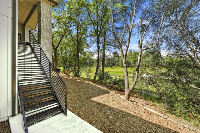 23796 Landon Evan Ln, Auburn, CA 95602