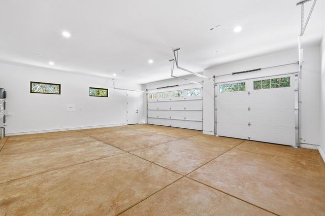 23796 Landon Evan Ln, Auburn, CA 95602