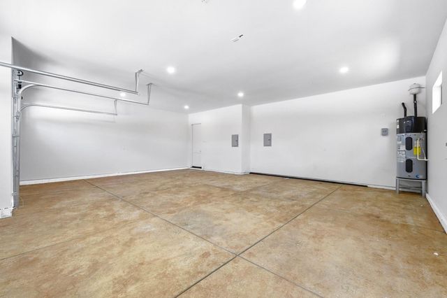 23796 Landon Evan Ln, Auburn, CA 95602