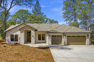 23796 Landon Evan Ln, Auburn, CA 95602