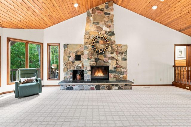 8493 133rd Street W, Apple Valley, MN 55124
