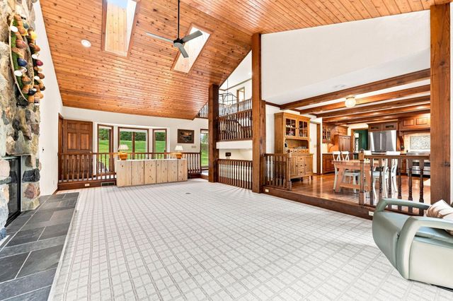 8493 133rd Street W, Apple Valley, MN 55124