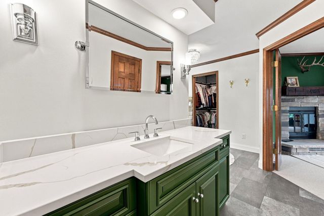 8493 133rd Street W, Apple Valley, MN 55124