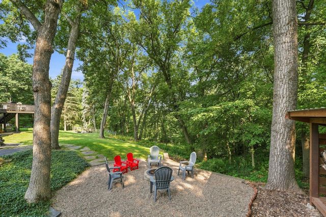 8493 133rd Street W, Apple Valley, MN 55124
