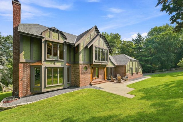 8493 133rd Street W, Apple Valley, MN 55124