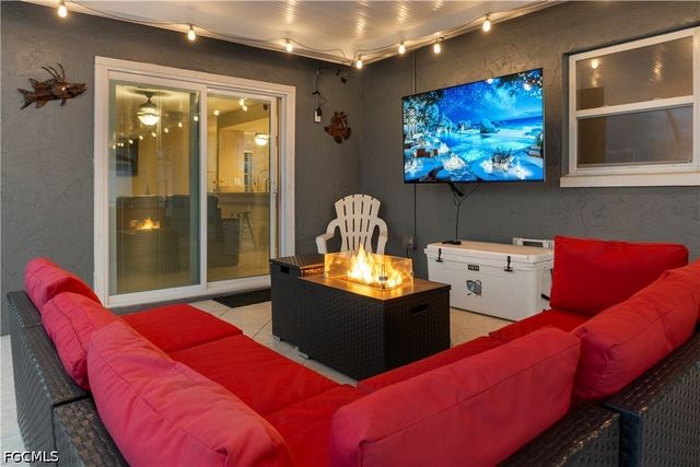 1906 SE 26th ST, Cape Coral, FL 33904