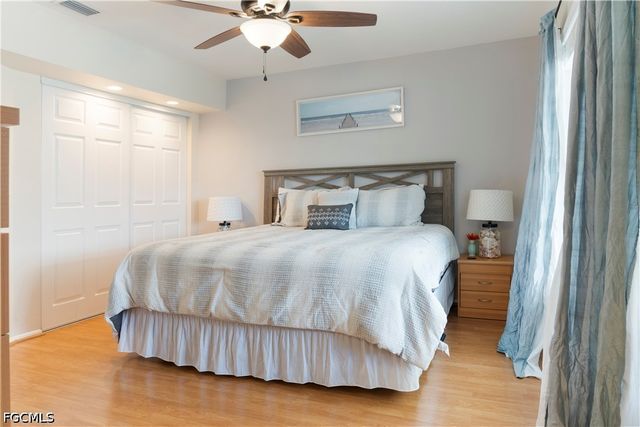 1906 SE 26th ST, Cape Coral, FL 33904