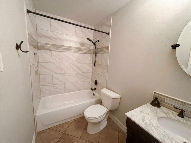 1404 Daffodil Lane, Lewisville, TX 75077
