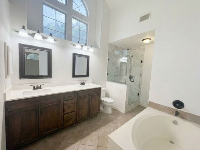 1404 Daffodil Lane, Lewisville, TX 75077