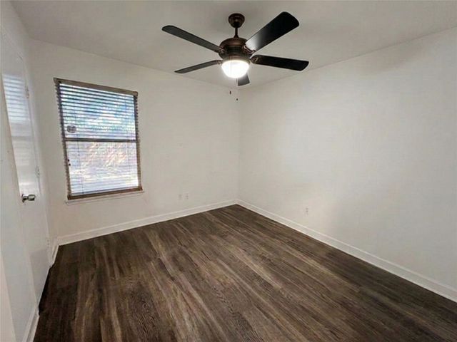 1404 Daffodil Lane, Lewisville, TX 75077