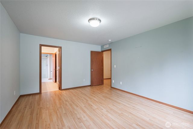 2336 W Castleman Street, Longview, WA 98632