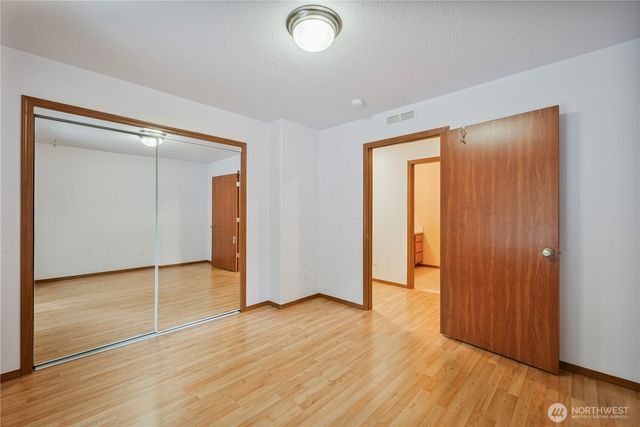2336 W Castleman Street, Longview, WA 98632