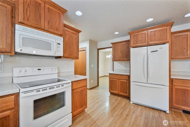 2336 W Castleman Street, Longview, WA 98632