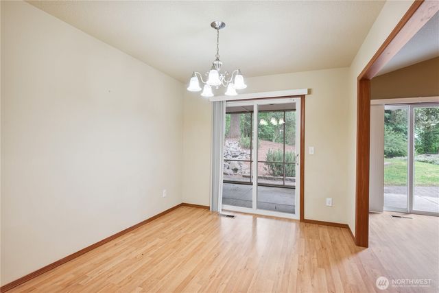 2336 W Castleman Street, Longview, WA 98632