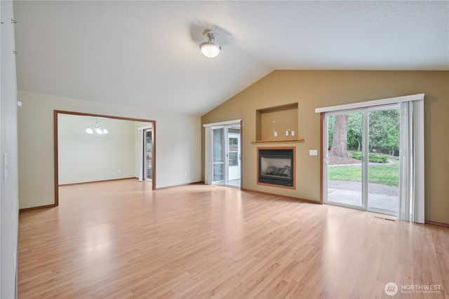 2336 W Castleman Street, Longview, WA 98632