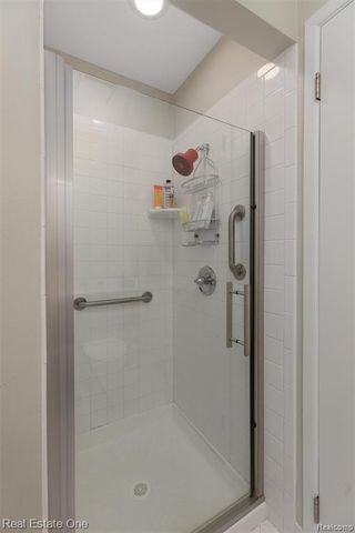 2903 Moon Lake Drive, West Bloomfield, MI 48323