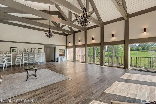 2903 Moon Lake Drive, West Bloomfield, MI 48323