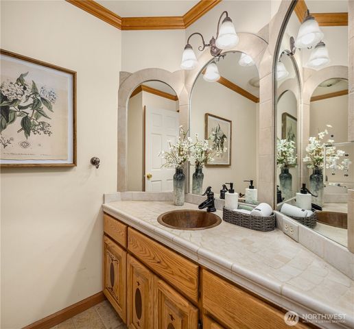 22525 SE 46th Place, Sammamish, WA 98075