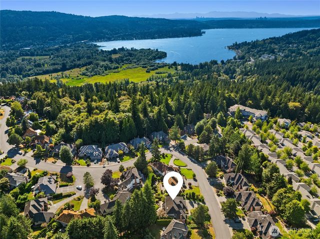 22525 SE 46th Place, Sammamish, WA 98075