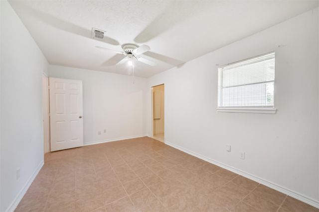 8711 Birdwood Road, Houston, TX 77074