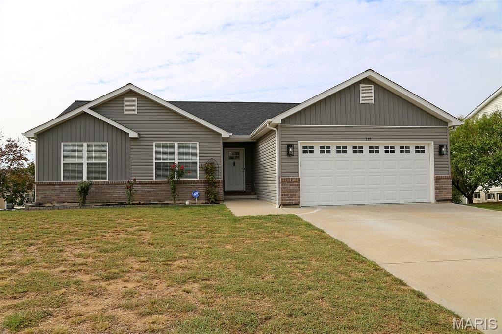 129 Whitetail Crossing Drive, Troy, MO 63379