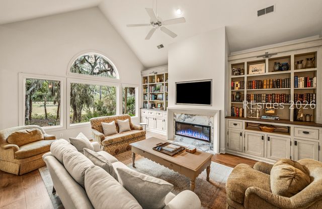 8 Chechessee Cir, Okatie, SC 29909