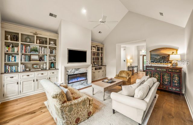 8 Chechessee Cir, Okatie, SC 29909