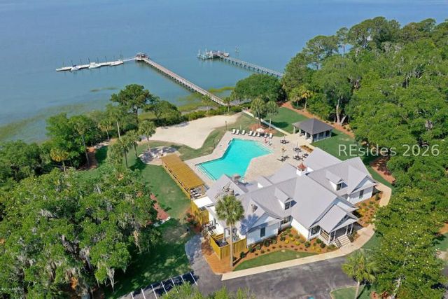 8 Chechessee Cir, Okatie, SC 29909