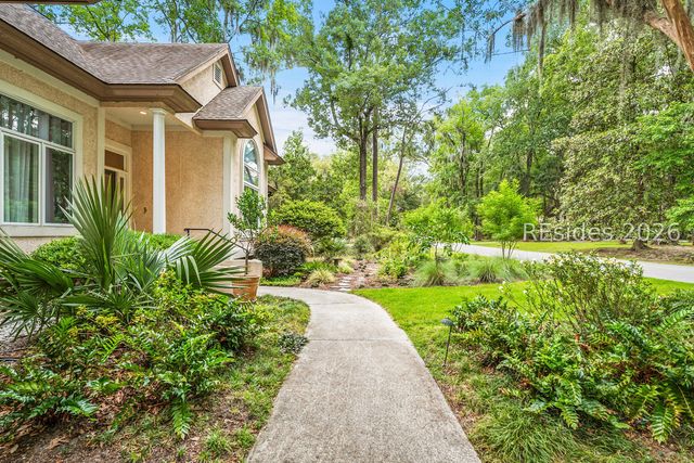 8 Chechessee Cir, Okatie, SC 29909