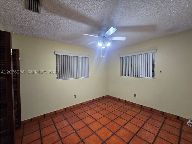 11631 SW 182nd Ter 0, Miami, FL 33157