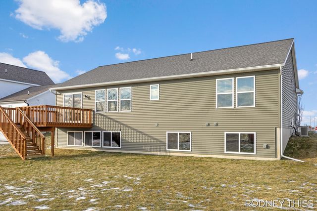 5436 Camfield Drive, Allendale, MI 49401