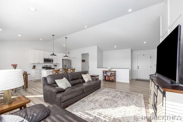 5436 Camfield Drive, Allendale, MI 49401