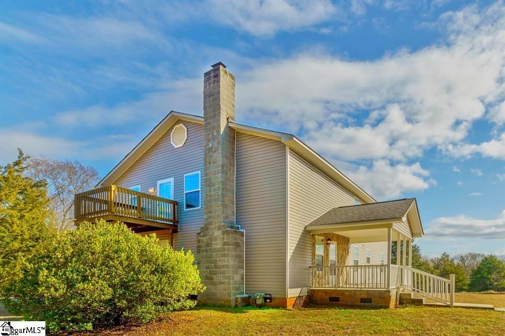 152 Walker Road, Ware Shoals, SC 29692