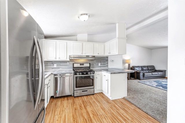 3700 FLINTVILLE ROAD, Green Bay, WI 54313