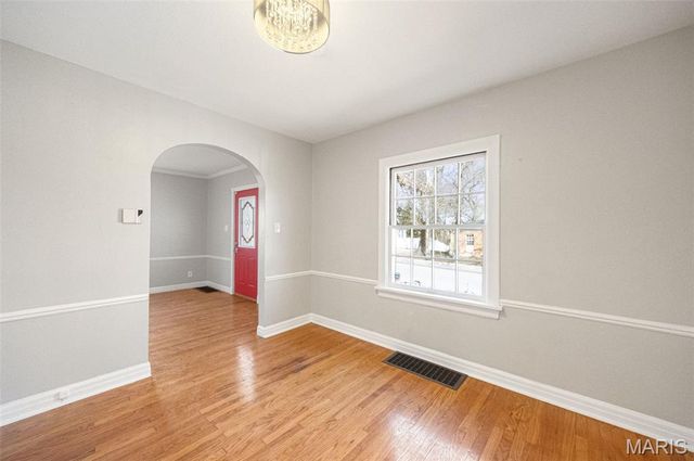 1088 Key West Avenue, St Louis, MO 63119