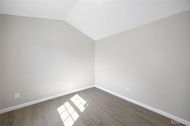 1088 Key West Avenue, St Louis, MO 63119