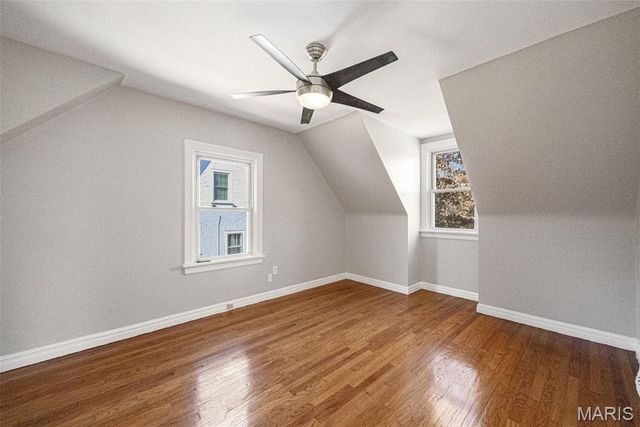 1088 Key West Avenue, St Louis, MO 63119