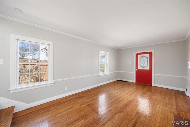 1088 Key West Avenue, St Louis, MO 63119