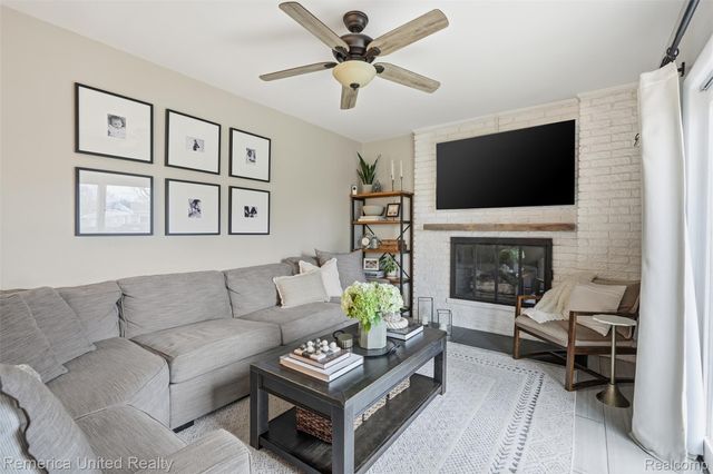 36408 Rayburn Street, Livonia, MI 48154