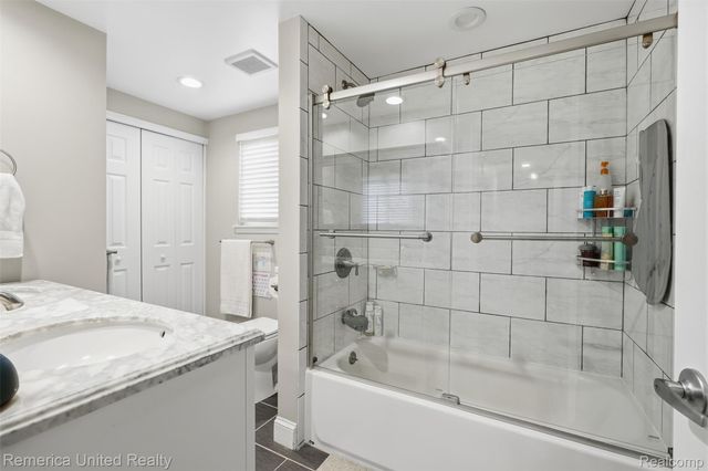 36408 Rayburn Street, Livonia, MI 48154