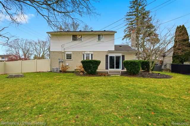 36408 Rayburn Street, Livonia, MI 48154