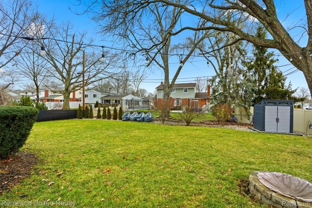 36408 Rayburn Street, Livonia, MI 48154