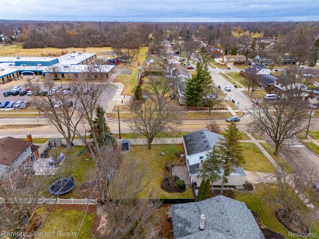 36408 Rayburn Street, Livonia, MI 48154
