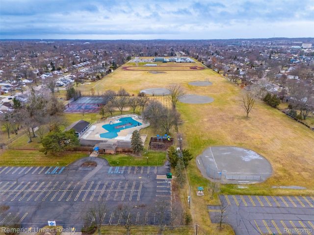 36408 Rayburn Street, Livonia, MI 48154